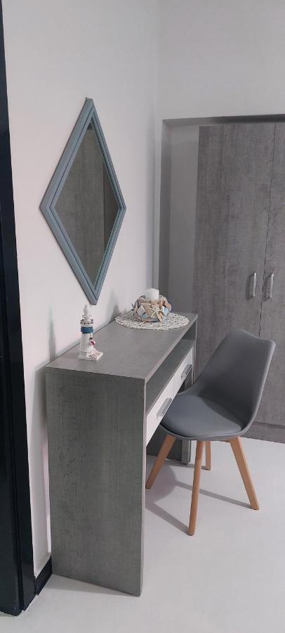 La Finestra Sul Mare Apartment Тропеа Екстериор снимка